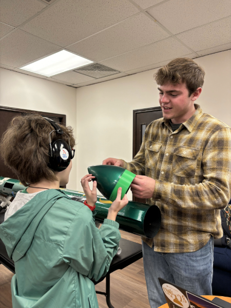 Students building project